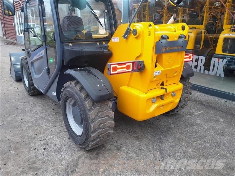 - - - EUROTRAC TH25.6 FABRIKS NY Telescopic handlers