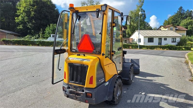 Eurotrac W11 med kabine Minilæsser - knækstyret
