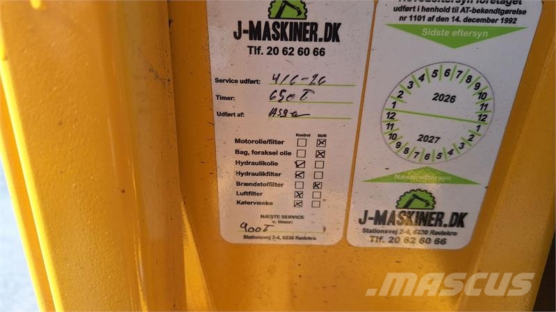 Eurotrac W11 med kabine Minilæsser - knækstyret