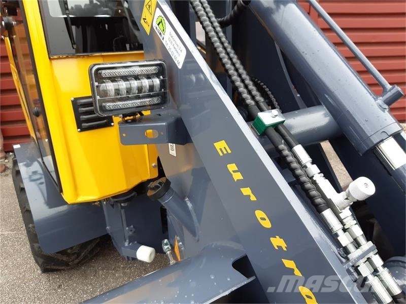Eurotrac W11 mellem arm førehus Mininakladače