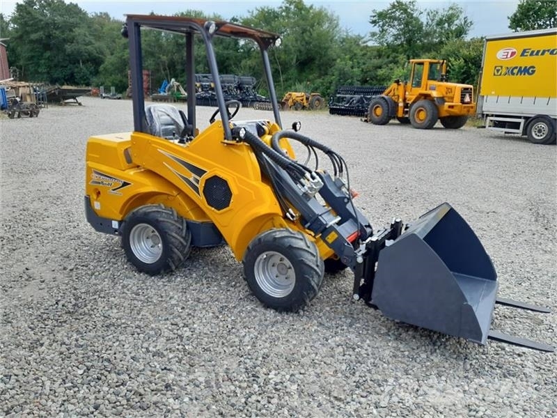 Eurotrac W11 Teleskop Minilæsser - knækstyret