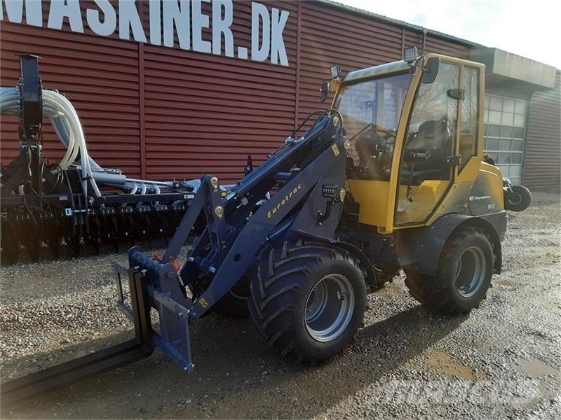 Eurotrac W12 F mellem tårn 小型装载机