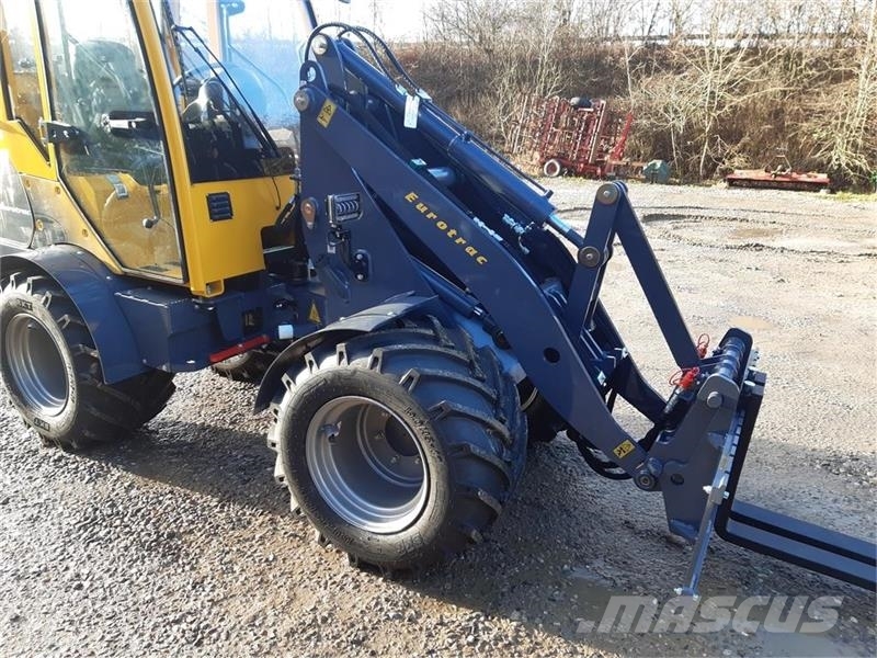Eurotrac W12 F mellem tårn 小型装载机