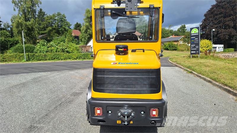 Eurotrac W12S W12S med førerhus, skovl og gafler لوادر صغيرة