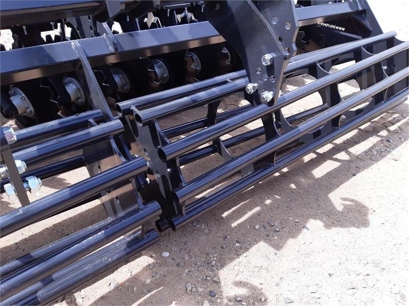 Inter-Tech Diskharve 4 meter J-Maskiner 4 meter med hydraulis ディスクハロー