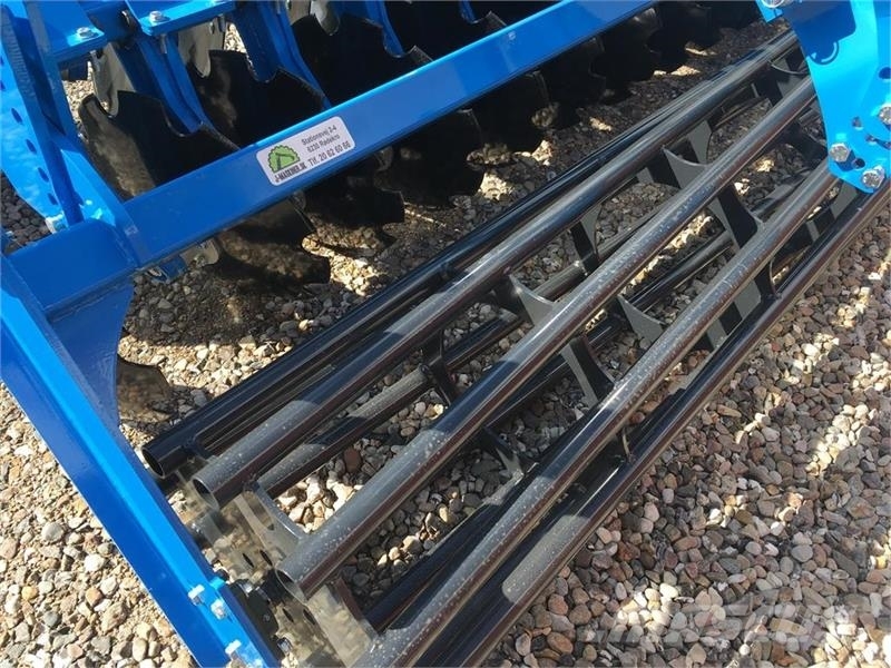 Inter-Tech J-Maskiner 300 Disc Kiekkomultaimet ja lautasäkeet