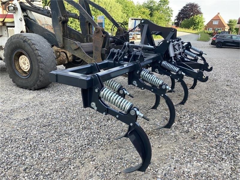  - - - J-Maskiner dybdeharveforsats 6 m. Harrows