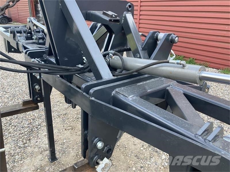  - - - J-Maskiner dybdeharveforsats 6 m. Harrows