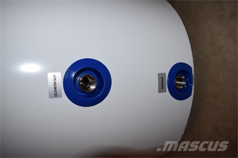 - - - Kombitank 60-160 liter Muut maatalouskoneet