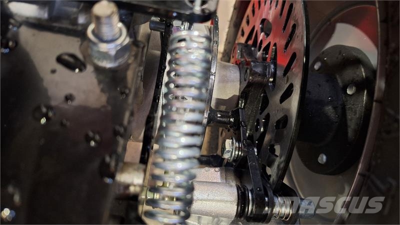 Mole 2 hjulet traktor honda 13 hk Kompakt traktorok
