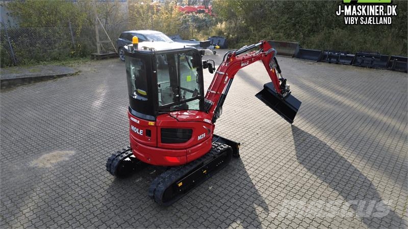 Mole M25 Mini pelle < 7t
