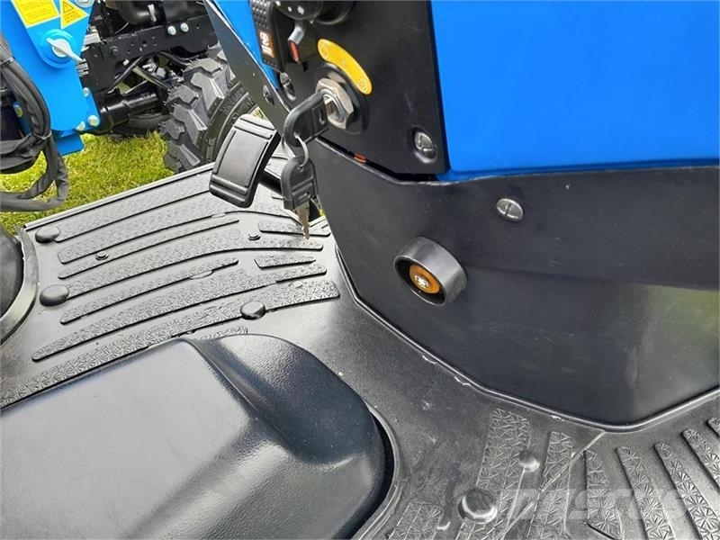 Solis 26 hst frontlift Taajamatraktorit
