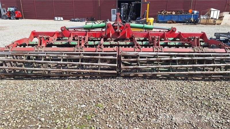 Unia Ares XL 600 Crover crop
