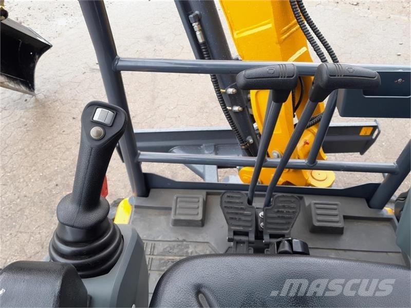 XCMG xe27e u/hus Minikaivukoneet < 7t