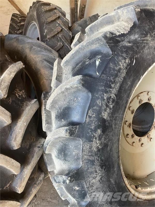 Amazone 420/85R38 Dekk, hjul og felger