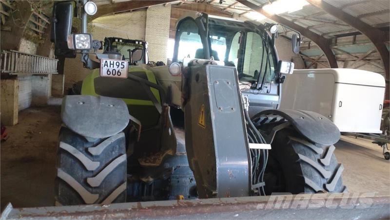 CLAAS SCORPION 7044 مناولات متداخلة