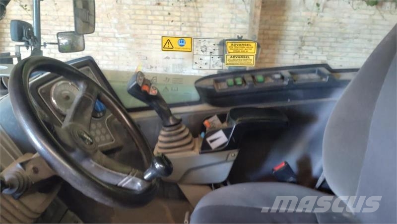CLAAS SCORPION 7044 مناولات متداخلة