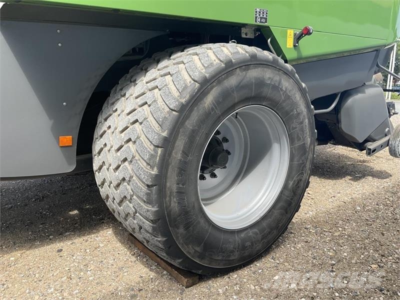 Fendt 12130 N Kanttipaalaimet