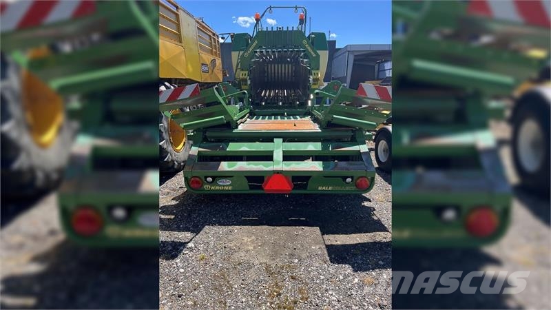 Krone BIG PACK 1290 HDP II Med Krone Balecollect 1230 Kanttipaalaimet