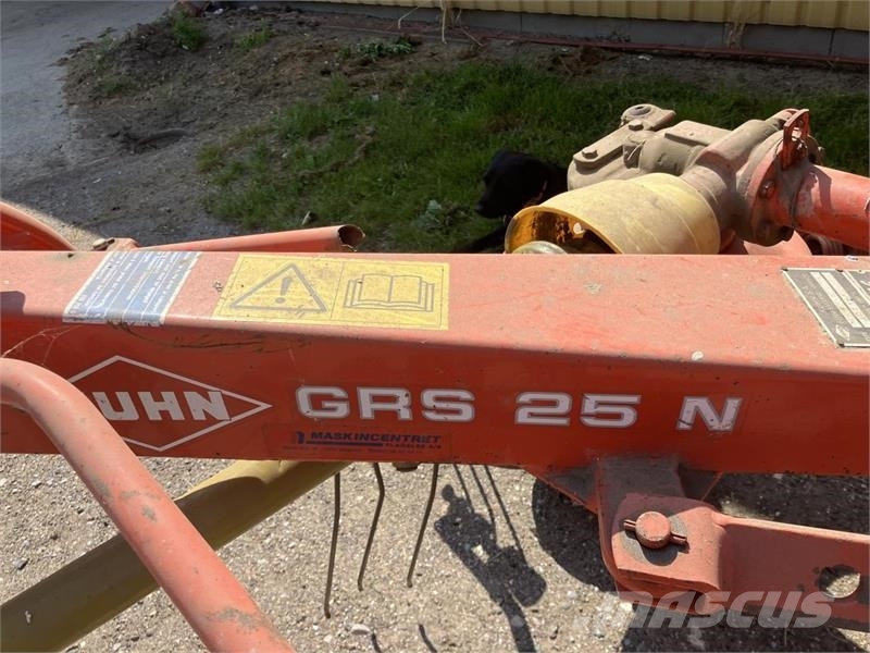 Kuhn GRS 25N Obračalniki in zgrabljalniki