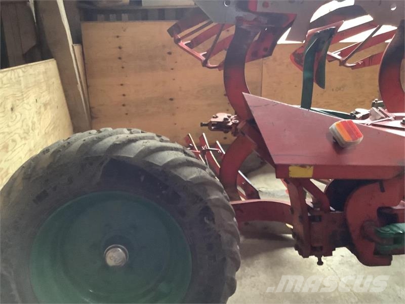 Kverneland 7 FURET PB 100 VARIO Oboustranné pluhy
