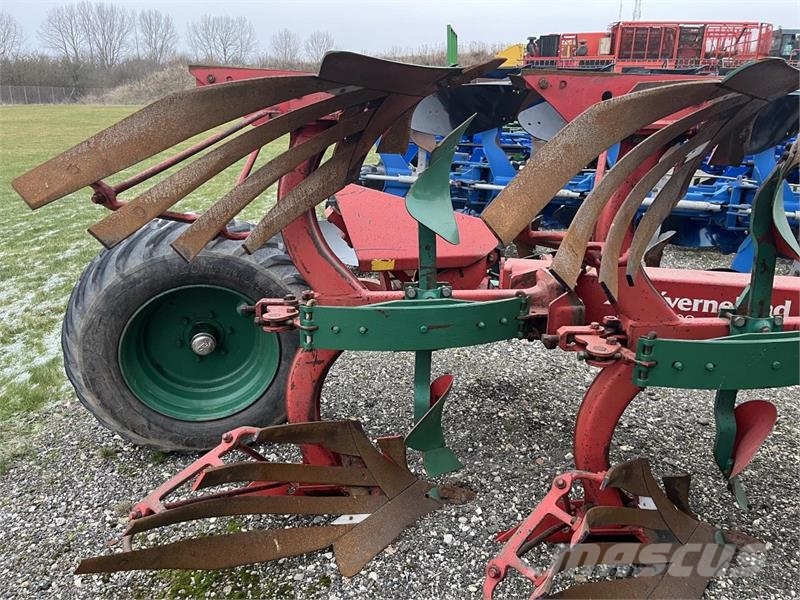 Kverneland 7 FURET PB 100 VARIO Oboustranné pluhy