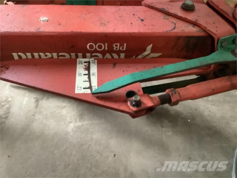 Kverneland 7 FURET PB 100 VARIO Oboustranné pluhy