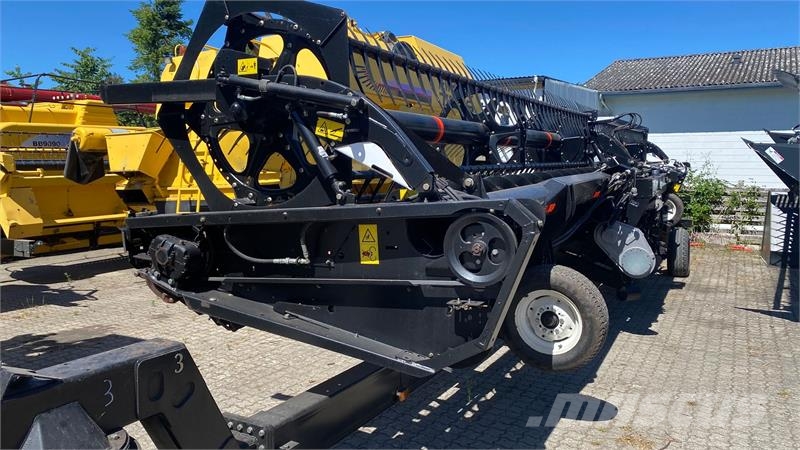MacDon D60 Til Case IH eller New Holland Rezalne glave za kombajne