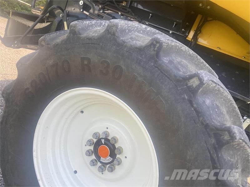 New Holland 10.90 ST5 EU 14,5 Moissonneuse batteuse
