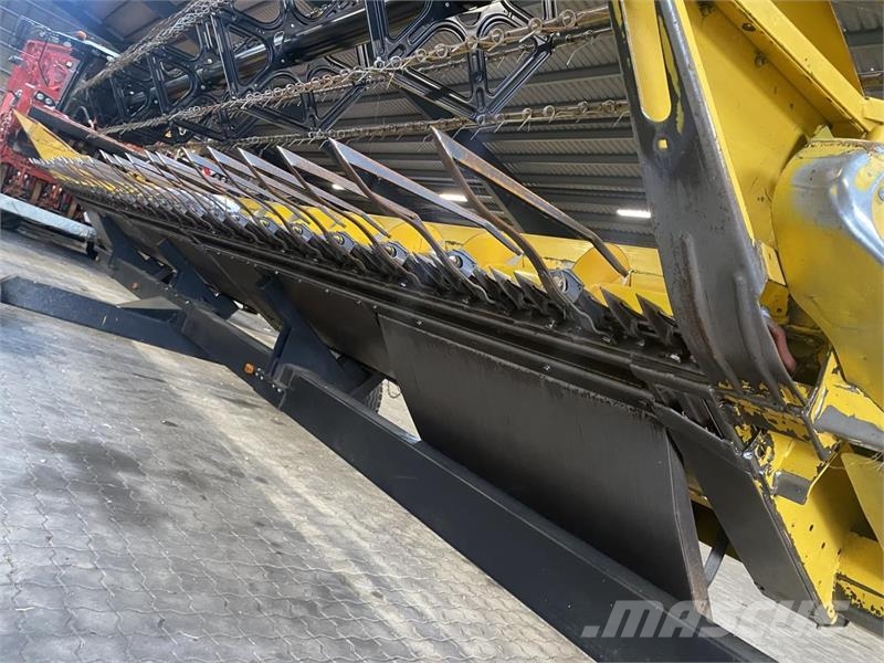 New Holland 30 FOD VARIFEED رؤوس الحصادات الدراسات
