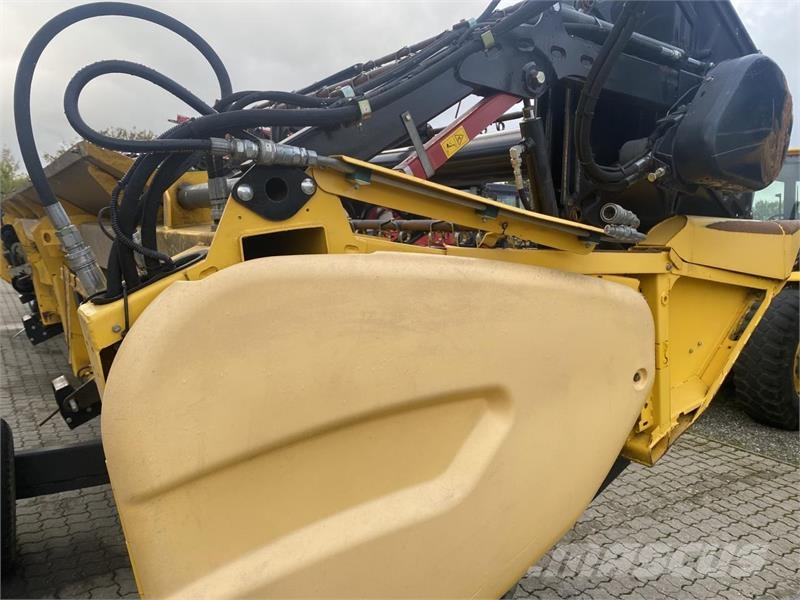 New Holland 30 FOD VARIFEED رؤوس الحصادات الدراسات
