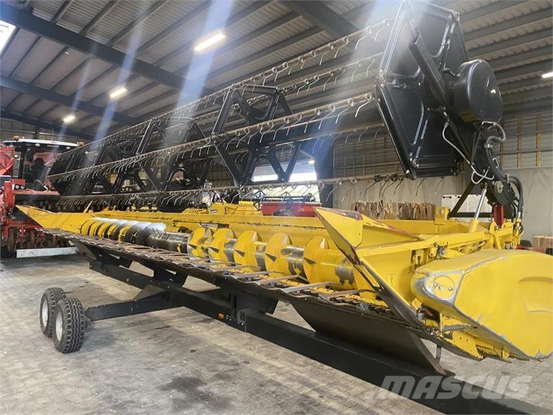 New Holland 30 FOD VARIFEED رؤوس الحصادات الدراسات