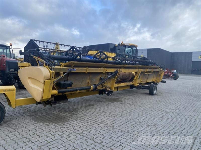 New Holland 30 FOD VARIFEED رؤوس الحصادات الدراسات