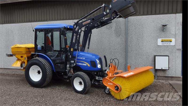 New Holland BOOMER 55 HST Kompakte traktorer