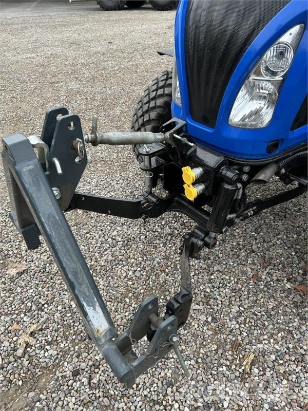 New Holland BOOMER 55 HST ST V Traktorer