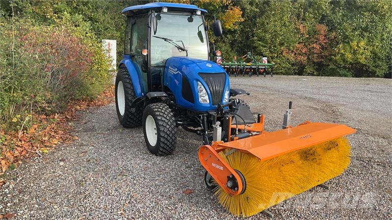New Holland Boomer 55 Traktori