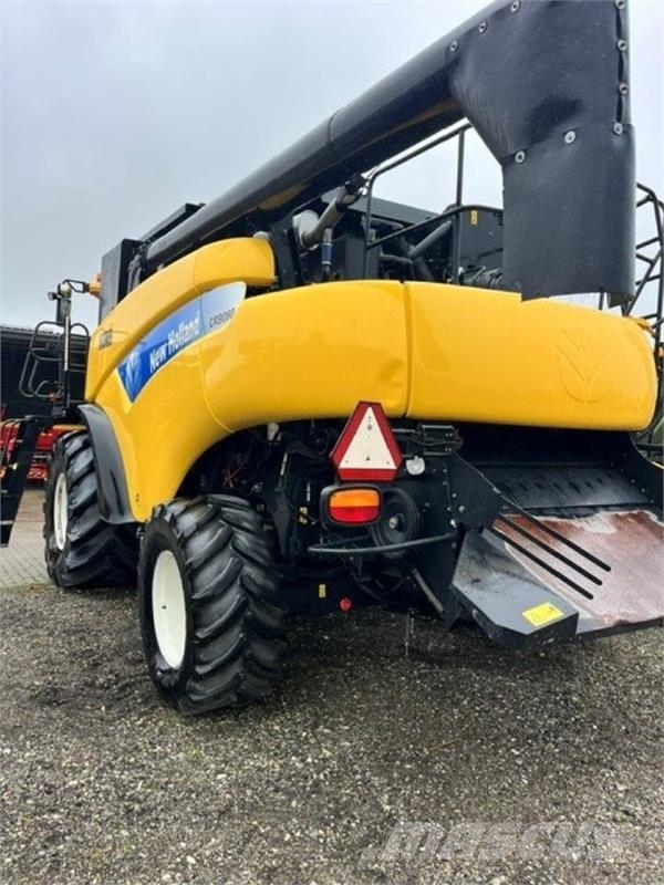 New Holland CR 9080 SLH 聯合收穫機