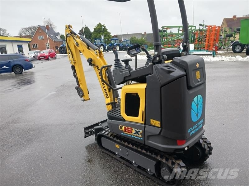 New Holland E15X ROLL-BAR 小型挖掘机