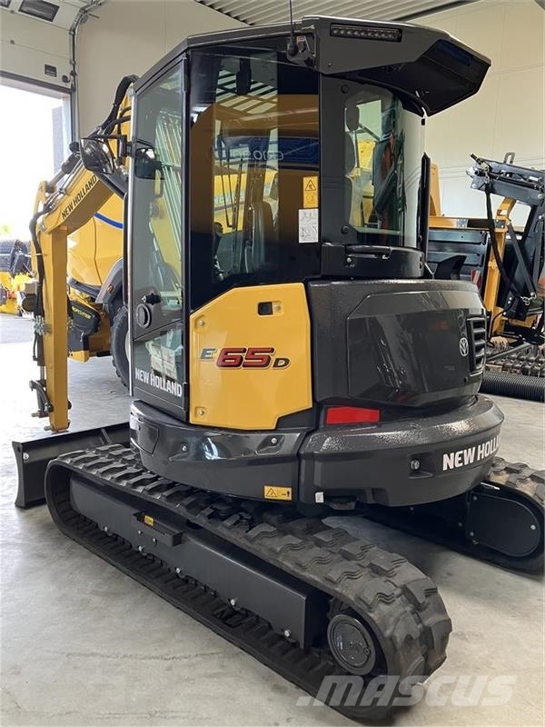 New Holland E65D 小型挖掘机