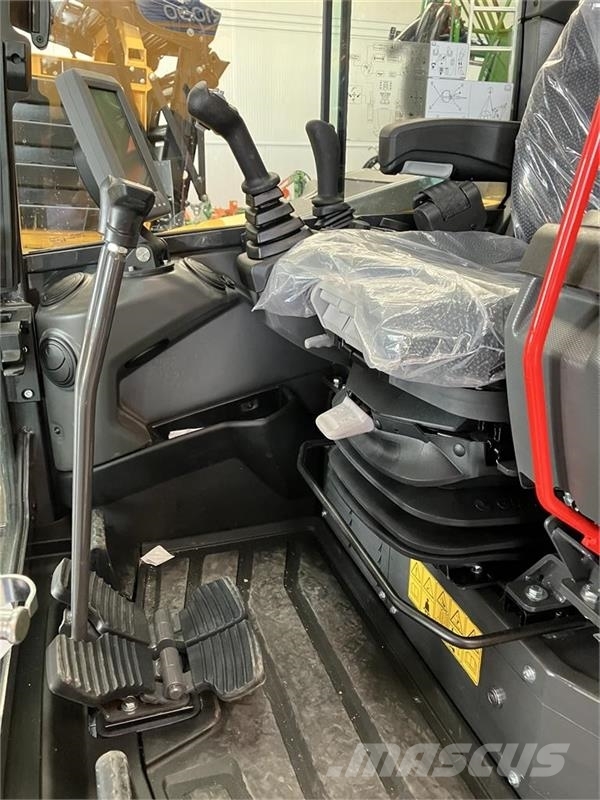 New Holland E65D 小型挖掘机