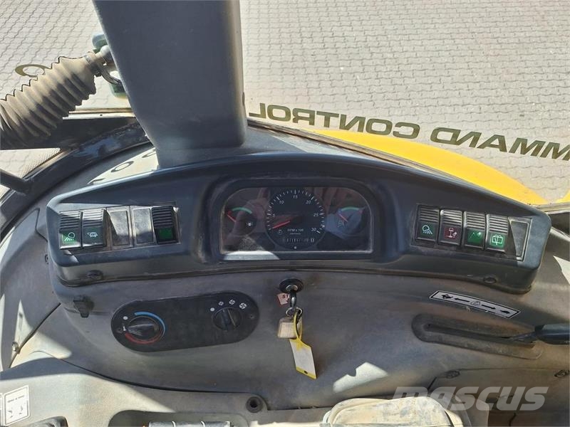 New Holland LB 115B SS Екскаватори-навантажувачі
