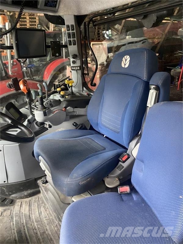 New Holland T7.215 S STAGE V Traktori