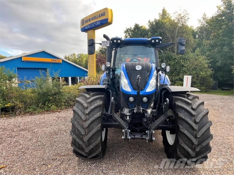 New Holland T7.225 AC STAGE V Traktorok