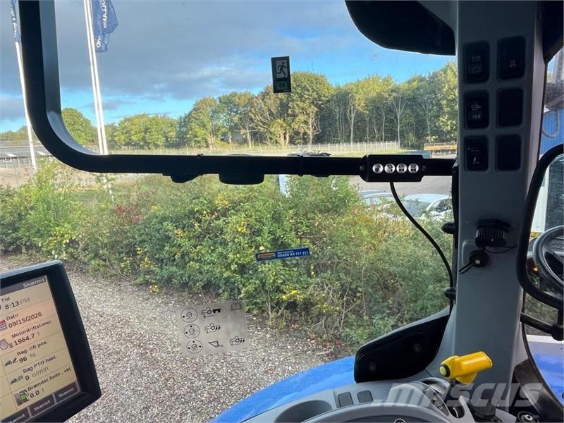 New Holland T7.225 AC STAGE V Traktorer