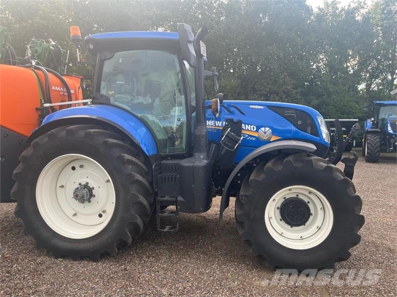 New Holland T7.225 AC STAGE V Traktorok