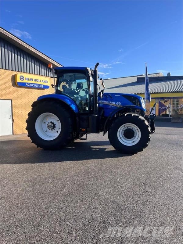 New Holland T7.270 AC STAGE V Traktori