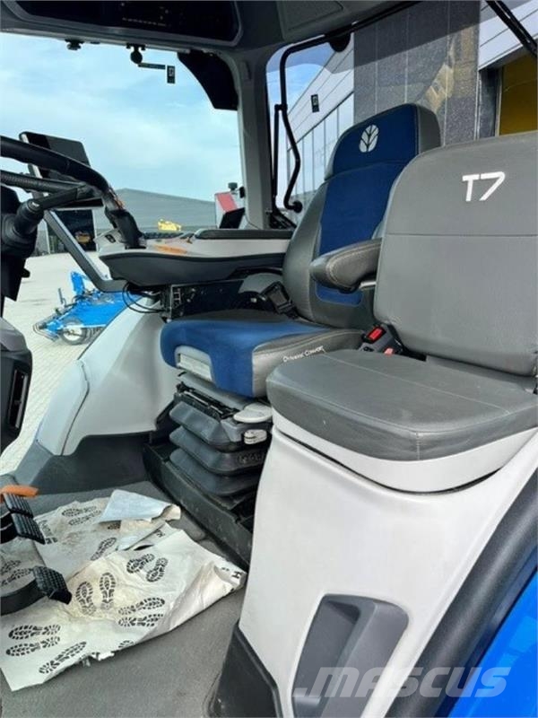 New Holland T7.300 Auto Command Traktorer