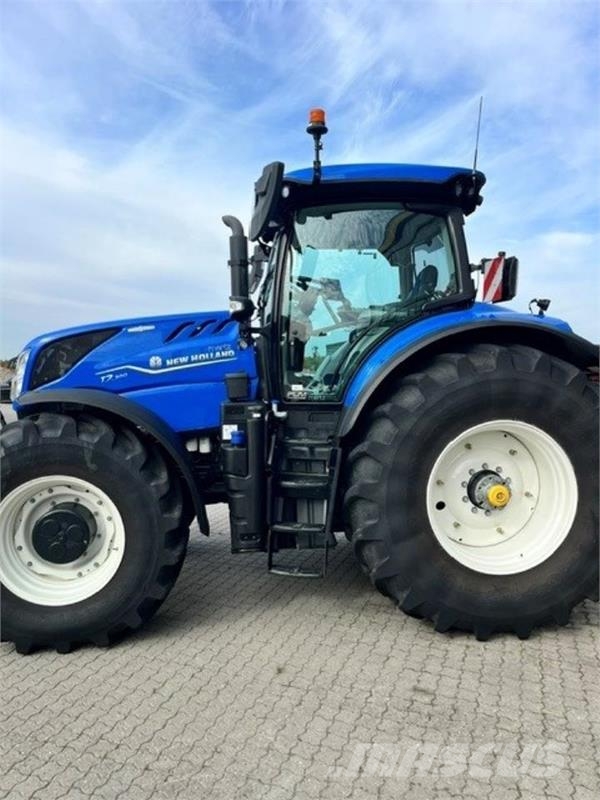 New Holland T7.300 Auto Command Traktorer