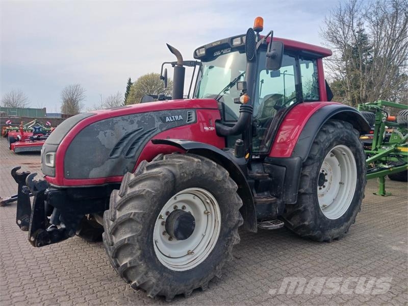 Valtra T202 Tractores