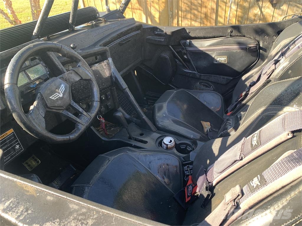 Arctic Cat RG Pro Veicoli utilitari